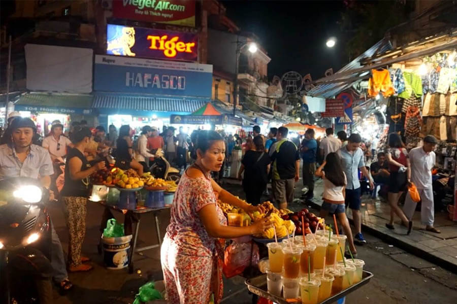 Chợ đêm nổi tiếng Sài Gòn